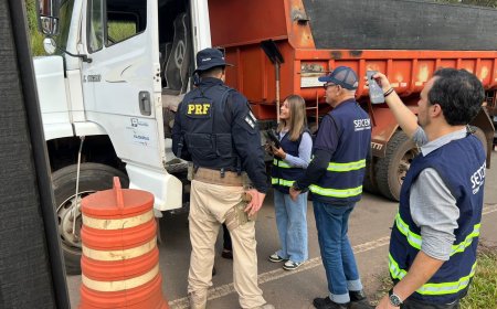 Setcemg e PRF realizaram blitz educativa para conscientização de caminhoneiros em Sete Lagoas